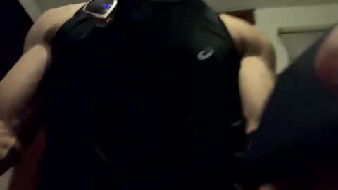 Snapshot of dabeibe chatting on November 4, 2:10 am Jewbb online show from November 4, 2:10 am