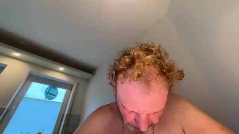 dachdecker7269 online show from April 3, 5:38 am