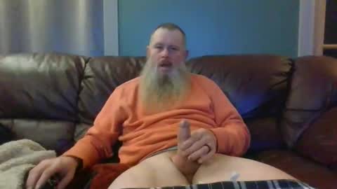 Snapshot of dachshund01 chatting on December 3, 3:47 am dachshund01 online show from December 3, 3:47 am