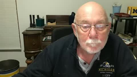 dack47 online show from December 3, 3:52 am