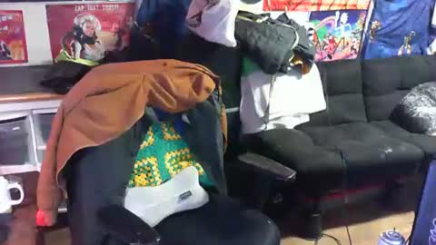 dadddyyycloudy online show from January 27, 12:37 pm