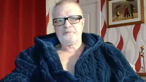 Brian ... online show from February 13, 9:27 pm