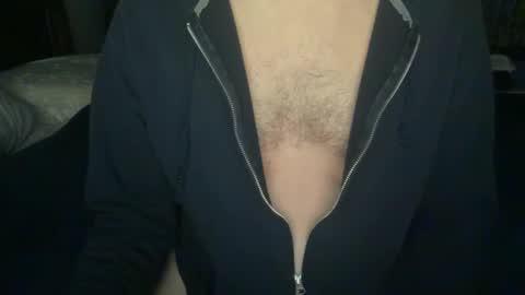 Snapshot of daddnextdoor chatting on March 11, 5:35 am daddnextdoor online show from March 11, 5:35 am