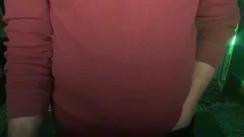 Snapshot of daddnextdoor chatting on March 24, 2:27 am daddnextdoor online show from March 24, 2:27 am