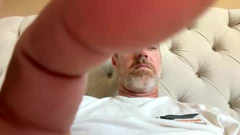 Snapshot of daddy_likes_it__ chatting on May 17, 12:30 am daddy_likes_it__ online show from May 17, 12:30 am