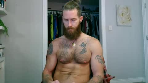 Snapshot of daddyafterdark1 chatting on June 3, 1:25 pm daddyafterdark1 online show from June 3, 1:25 pm