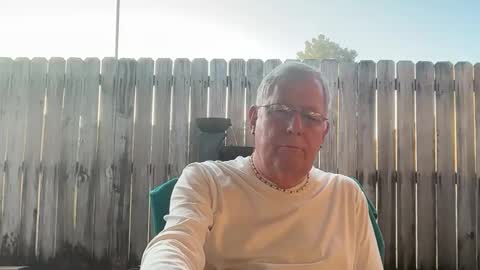 Snapshot of daddycok4 chatting on October 16, 12:39 pm DaddyCok4 online show from October 16, 12:39 pm