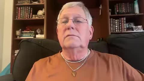 Snapshot of daddycok4 chatting on October 19, 1:39 am DaddyCok4 online show from October 19, 1:39 am