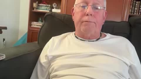 Snapshot of daddycok4 chatting on October 31, 12:50 pm DaddyCok4 online show from October 31, 12:50 pm