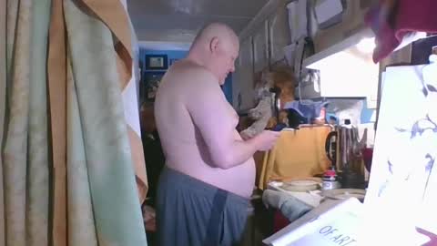 Snapshot of daddycubbyhubby chatting on October 7, 11:51 am Daddy online show from October 7, 11:51 am