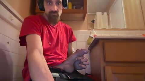 Snapshot of daddyduke21333 chatting on August 1, 6:12 am daddyduke21333 online show from August 1, 6:12 am