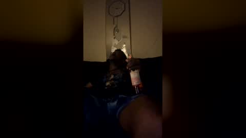 Snapshot of daddyleebbc chatting on January 6, 10:19 am DaddyLeeBBC online show from January 6, 10:19 am