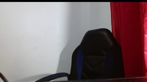 Thalya online show from October 27, 8:02 pm