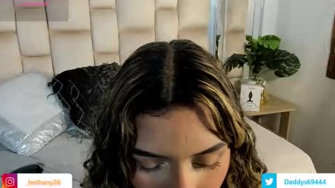 Bethany online show from November 19, 8:31 pm