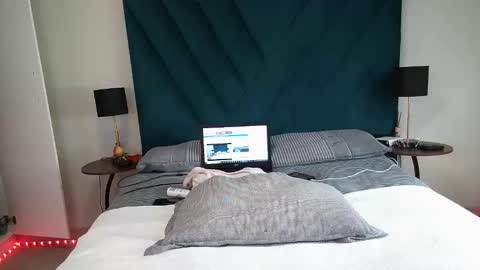 daddyslittleebony online show from March 26, 9:04 am