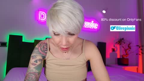 daddyspixxie online show from April 10, 6:12 pm