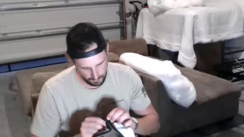 Snapshot of dadgoeswild chatting on January 8, 11:18 pm DadGoesWild online show from January 8, 11:18 pm