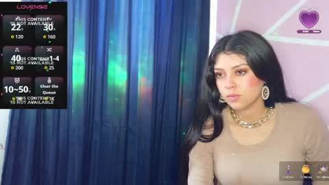Snapshot of dafna_and_chriss chatting on May 2, 6:57 pm dafna lorens online show from May 2, 6:57 pm