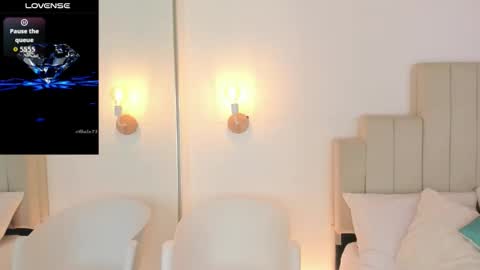 Dafne  online show from October 29, 12:51 pm