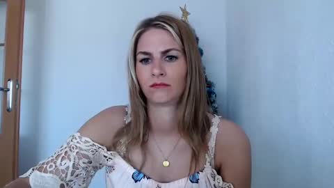 Dagmarie online show from January 18, 11:00 am