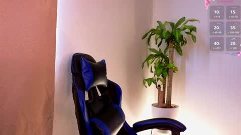 Snapshot of dahiana_prenss chatting on July 10, 6:32 pm Dahiana online show from July 10, 6:32 pm