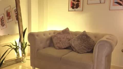 Dahiann Walcott online show from March 3, 5:30 pm