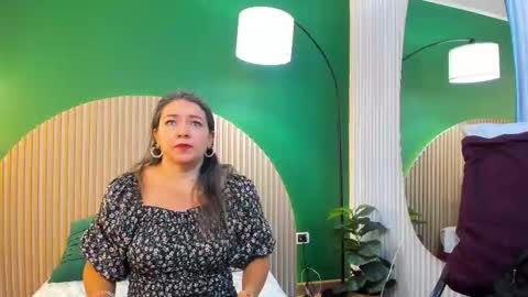 Snapshot of dahianeconnor chatting on October 22, 11:43 am Dahiane Connor online show from October 22, 11:43 am