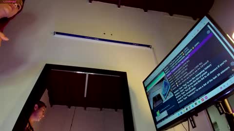 Dahian Fox online show from March 10, 6:56 pm