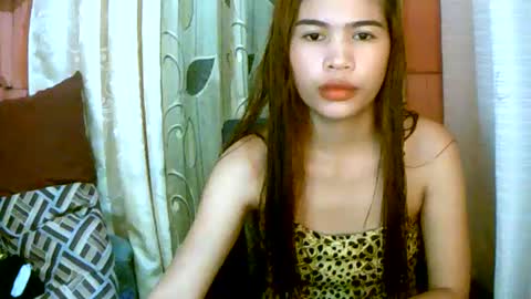 Snapshot of dahlia_123 chatting on December 16, 1:53 am Im Dahlia online show from December 16, 1:53 am