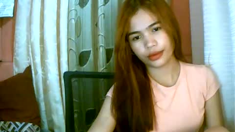 Snapshot of dahlia_123 chatting on January 7, 9:50 am Im Dahlia online show from January 7, 9:50 am