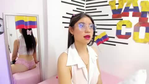 Snapshot of dahliacielo chatting on June 17, 12:40 pm Dahlia Cielo online show from June 17, 12:40 pm