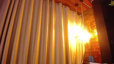 DAHYAN online show from April 19, 6:10 pm