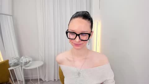 daily_glam online show from November 7, 12:38 pm