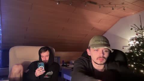 Snapshot of daimon_hall chatting on January 14, 3:32 am Daimon  online show from January 14, 3:32 am