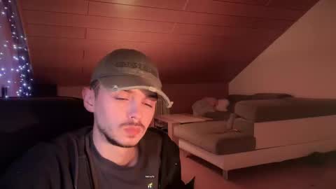 Snapshot of daimon_hall chatting on February 16, 2:53 am Daimon  online show from February 16, 2:53 am