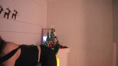 Lauren            online show from January 6, 3:54 am