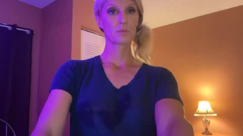Daisy137 online show from August 1, 3:06 am