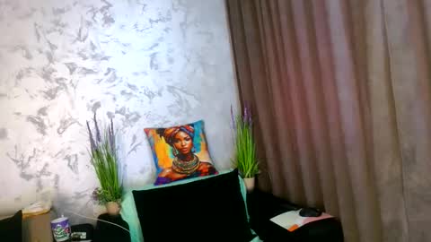 Ashe online show from May 6, 7:24 am