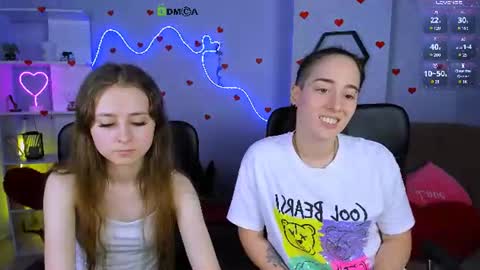 Snapshot of daisy_baby_ chatting on June 22, 12:13 pm daisy online show from June 22, 12:13 pm