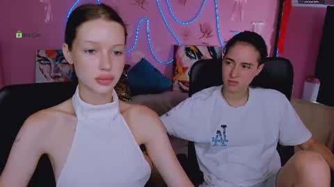 Snapshot of daisy_baby_ chatting on July 1, 5:42 am daisy online show from July 1, 5:42 am