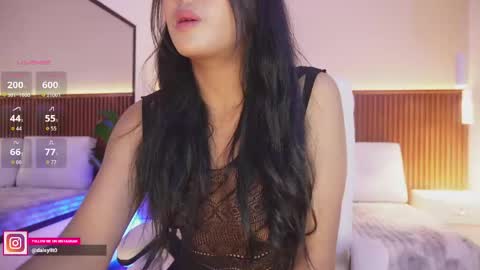 Daisy online show from April 13, 9:42 pm