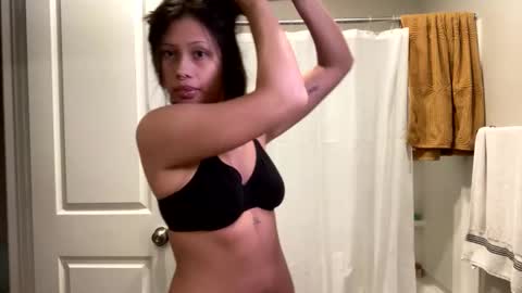 Daisy online show from March 10, 7:07 pm