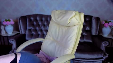 daisydelight_ online show from November 27, 8:33 pm