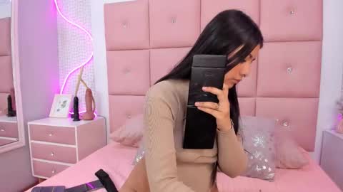 Mariana online show from November 26, 12:28 pm