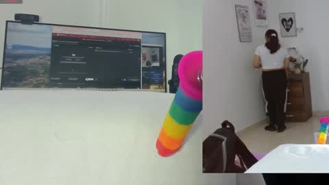 Snapshot of daki_ume_ chatting on January 19, 2:48 am daki_ume_ online show from January 19, 2:48 am