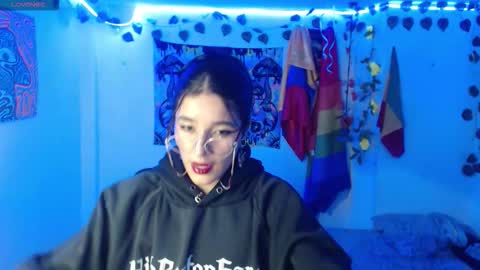 Snapshot of dakkohott chatting on February 3, 7:13 am Dakko online show from February 3, 7:13 am