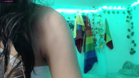 Snapshot of dakkohott chatting on February 6, 7:56 am Dakko online show from February 6, 7:56 am