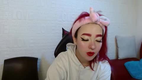 Snapshot of dakkotta_ chatting on November 4, 2:38 pm Dakkotta online show from November 4, 2:38 pm