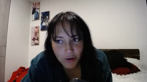 Snapshot of dakota01_ chatting on December 5, 12:08 am IG dakotasofiaa online show from December 5, 12:08 am