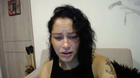 Snapshot of dakota01_ chatting on December 13, 3:27 am IG dakotasofiaa online show from December 13, 3:27 am